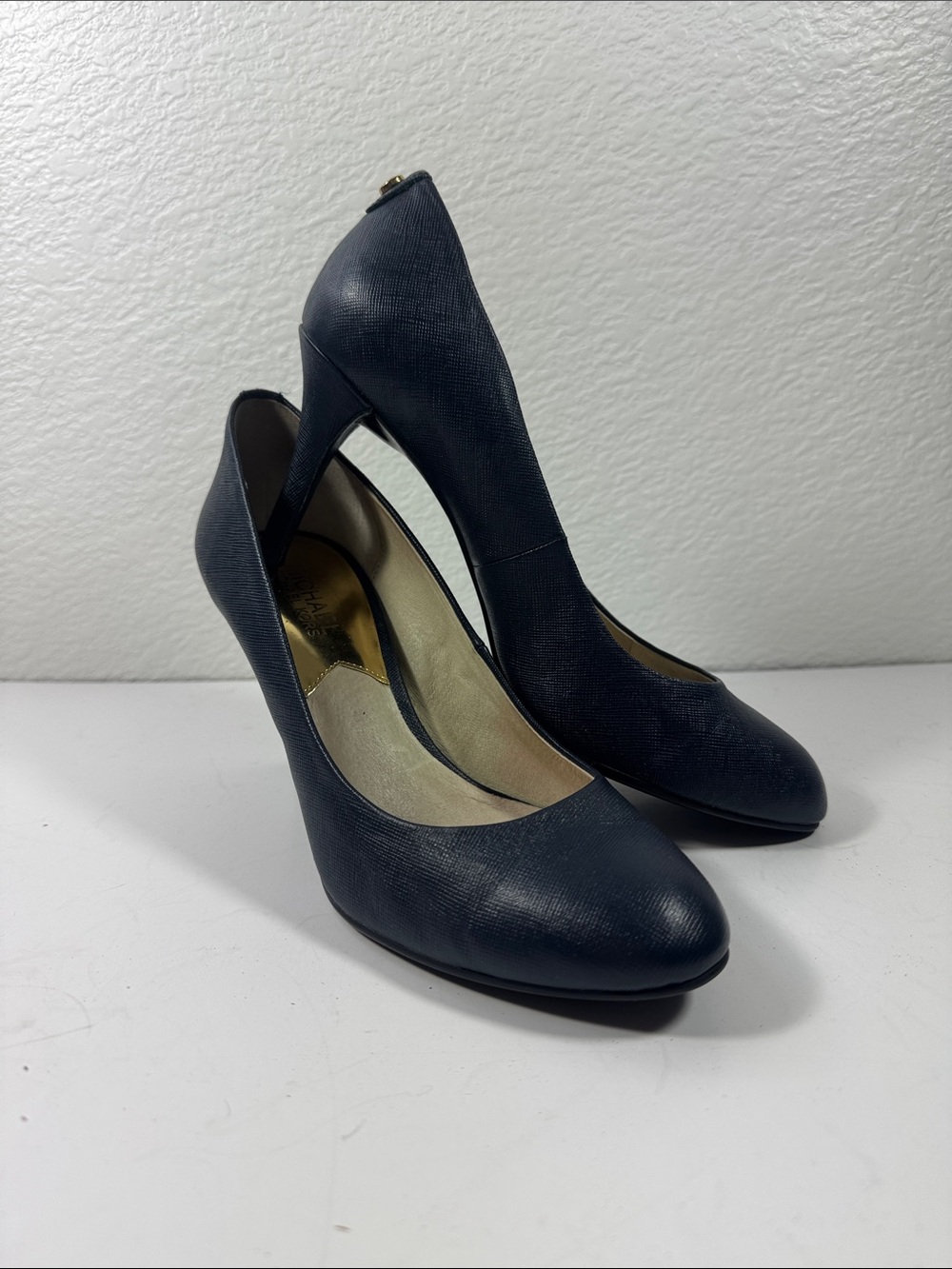 MICHAEL Michael Kors Navy Textured Leather Pumps with Gold Accent